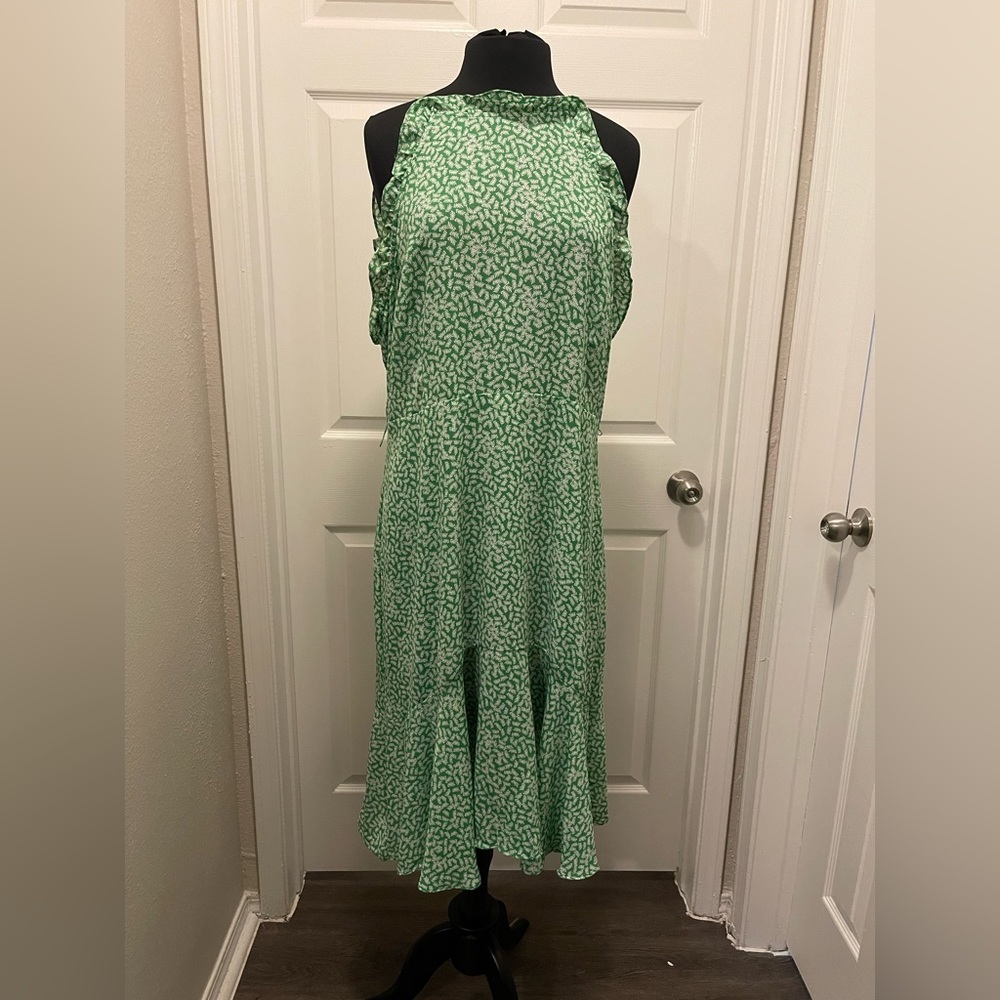 Leaf print sundress